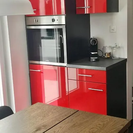 Apartment Spacieux Avec Grande Terrasse&parking Mies